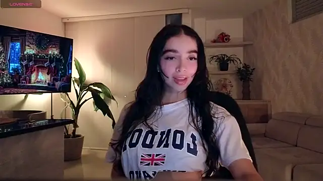 Siny Moore online show from November 2025 01:28:01 AM