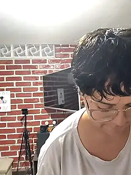 Snapshot of KatInk chatting on December 2025 09:53:01 PM KatInk online show from December 2025 09:53:01 PM