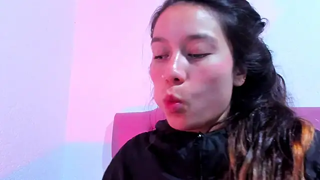 teffy lee online show from February 2025 08:36:01 PM
