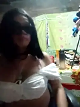 Snapshot of yovana13 chatting on February 2026 03:58:01 AM yovana13 online show from February 2026 03:58:01 AM