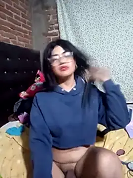 Snapshot of yovana13 chatting on November 2025 10:47:02 AM yovana13 online show from November 2025 10:47:02 AM