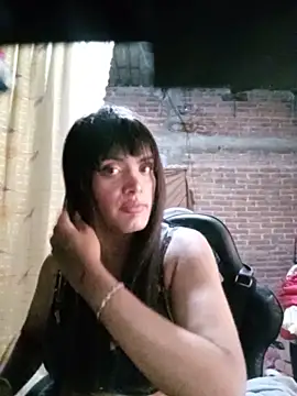 yovana13 online show from June 2026 04:17:02 PM