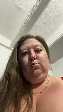 Chloee ep online show from October 2025 04:02:02 AM