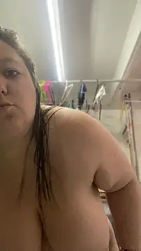 Chloee ep online show from April 2026 01:04:02 PM