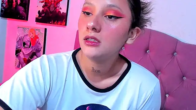 Mila nixon02 online show from November 2025 04:55:02 PM