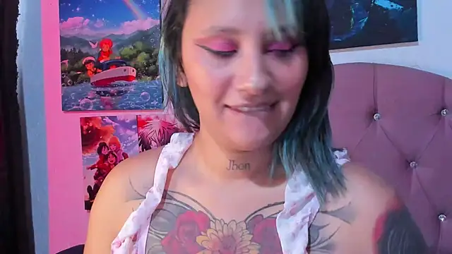Snapshot of Mila_nixon02 chatting on July 2026 04:42:02 PM Mila nixon02 online show from July 2026 04:42:02 PM