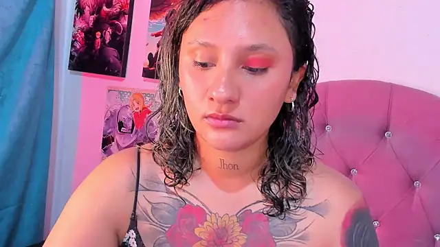 Snapshot of Mila_nixon02 chatting on September 2025 04:33:02 PM Mila nixon02 online show from September 2025 04:33:02 PM