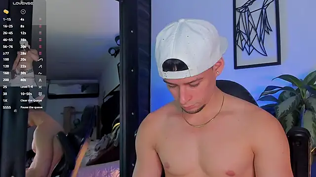 Snapshot of JadeSmiith_ chatting on November 2025 10:20:02 PM JadeSmiith online show from November 2025 10:20:02 PM