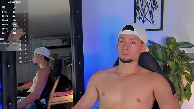 Snapshot of JadeSmiith_ chatting on November 2025 09:40:02 PM JadeSmiith online show from November 2025 09:40:02 PM