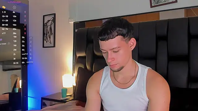 Snapshot of JadeSmiith_ chatting on September 2025 10:25:01 PM JadeSmiith online show from September 2025 10:25:01 PM