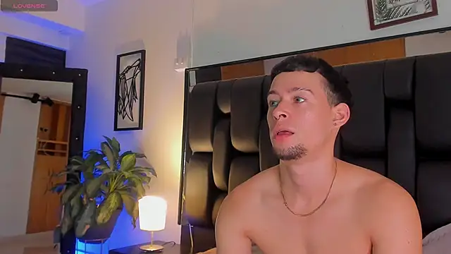 Snapshot of JadeSmiith_ chatting on September 2025 10:26:01 PM JadeSmiith online show from September 2025 10:26:01 PM