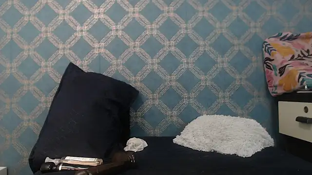 Snapshot of violeta_cute18 chatting on February 2025 10:04:02 PM violeta cute18 online show from February 2025 10:04:02 PM