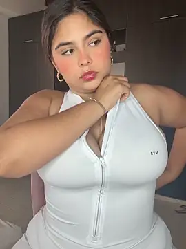 Sarasweet sex online show from June 2026 10:11:01 PM