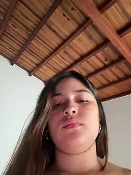 Snapshot of Sarasweet_sex chatting on May 2026 10:18:01 PM Sarasweet sex online show from May 2026 10:18:01 PM