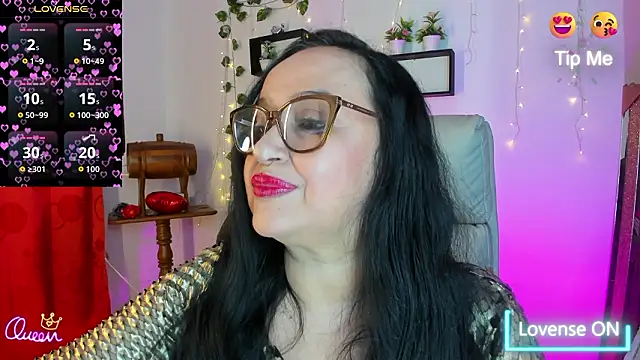 Gia Nahomi online show from March 2026 11:00:01 PM