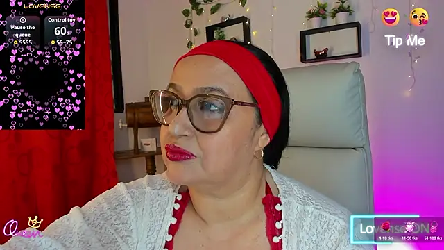 Gia Nahomi online show from February 2026 09:16:01 PM