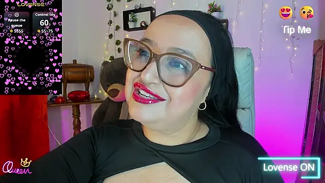 Gia Nahomi online show from March 2026 10:52:01 PM