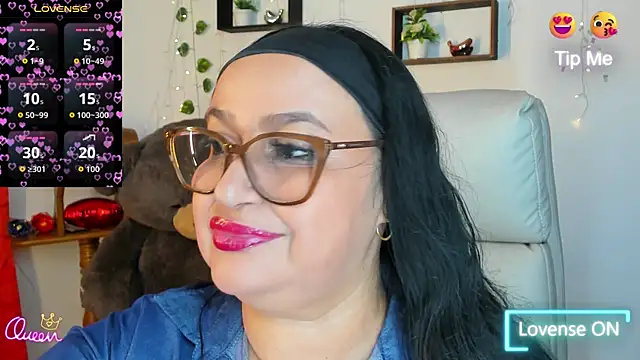 Gia Nahomi online show from April 2026 10:22:01 PM