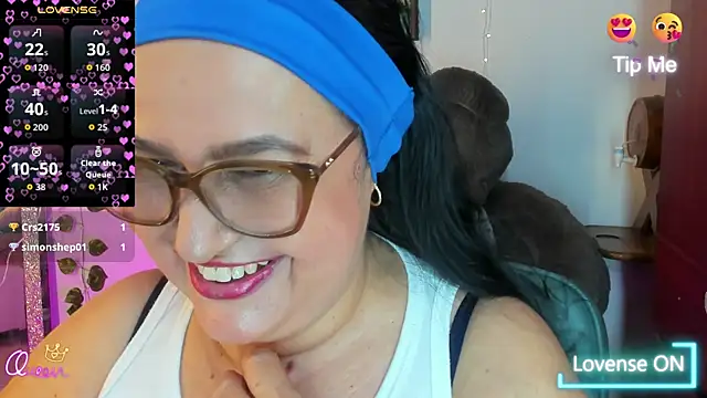 Gia Nahomi online show from May 2026 10:52:02 PM
