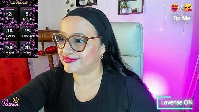 Gia Nahomi online show from March 2026 11:27:01 PM