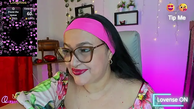 Gia Nahomi online show from March 2026 11:10:02 PM