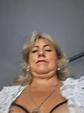 almaluna7 online show from February 2026 12:02:02 AM