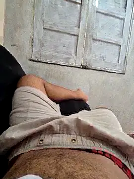 VouchingLagging online show from December 2025 05:40:02 PM