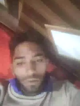 Snapshot of loganwollf chatting on January 2025 01:32:01 AM loganwollf online show from January 2025 01:32:01 AM