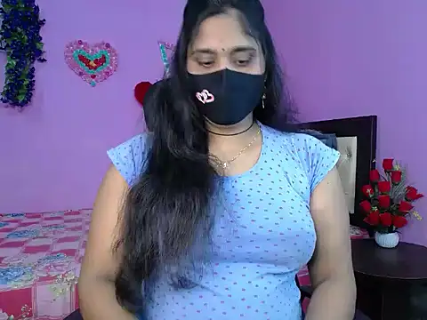 Hot Maleka online show from April 2026 04:35:01 PM