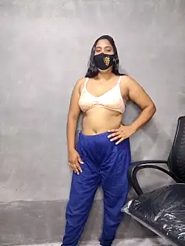 Hot Maleka online show from September 2025 01:38:02 AM