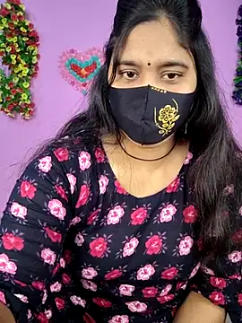 Hot Maleka online show from December 2025 01:28:01 AM