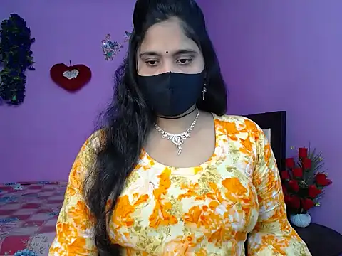 Hot Maleka online show from May 2026 04:33:01 PM