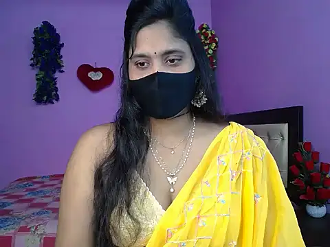 Hot Maleka online show from May 2026 05:00:01 PM