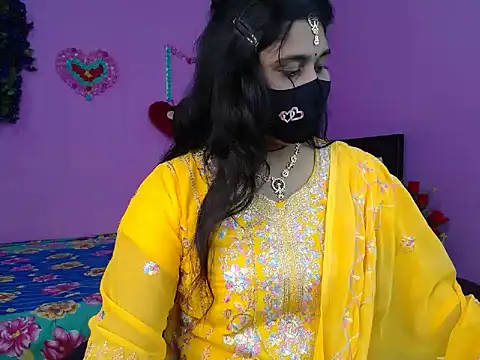 Hot Maleka online show from March 2026 04:40:01 PM