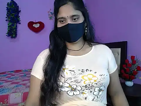 Hot Maleka online show from April 2026 06:10:01 PM