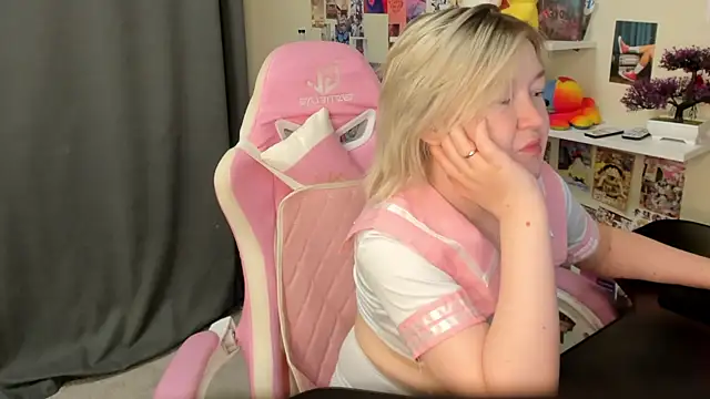 Sara Robinson online show from July 2026 02:56:02 AM