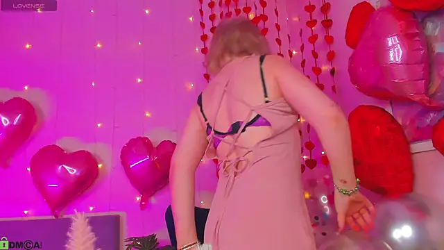 Sara Robinson online show from February 2026 03:07:01 AM