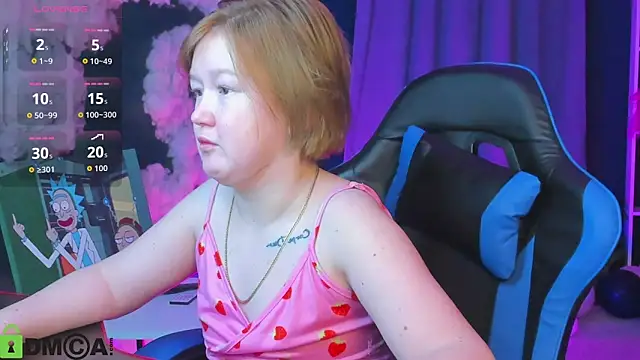 Sara Robinson online show from November 2025 03:10:01 AM