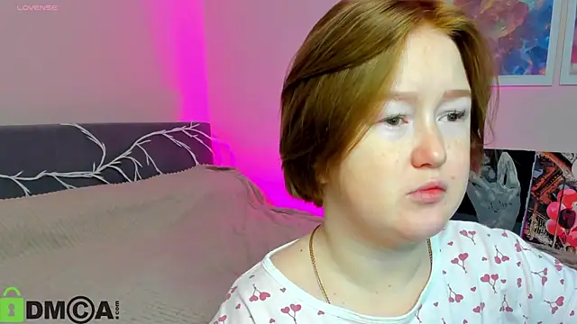 Sara Robinson online show from October 2025 02:21:03 AM