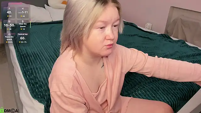 Sara Robinson online show from June 2026 03:11:02 AM
