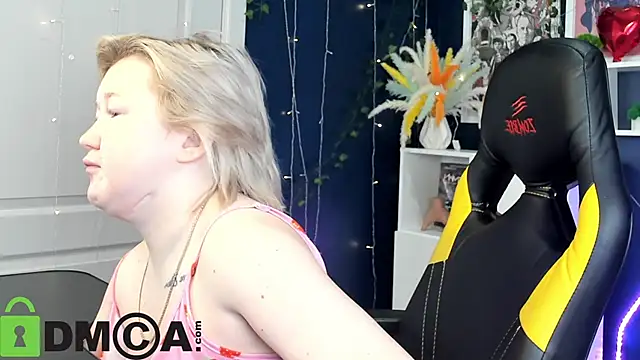 Sara Robinson online show from May 2026 02:59:01 AM