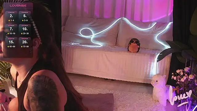 Snapshot of Annaa_Banana chatting on January 2026 04:32:01 PM Annaa Banana online show from January 2026 04:32:01 PM