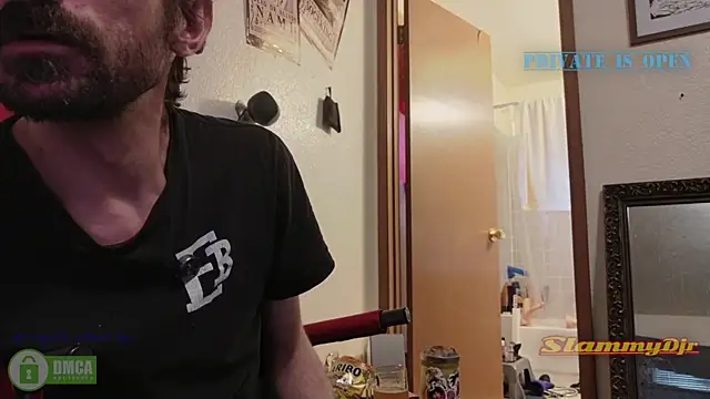 SlammyDjr online show from April 2026 11:33:02 PM