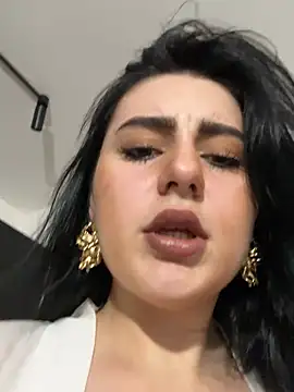 Evelyn   Sweet online show from June 2026 07:03:01 PM