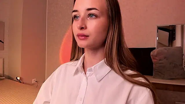 Snapshot of Tiffanyhunt chatting on October 2025 01:12:02 PM Tiffanyhunt online show from October 2025 01:12:02 PM