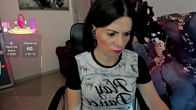 DanaaRey online show from December 2025 11:42:02 AM