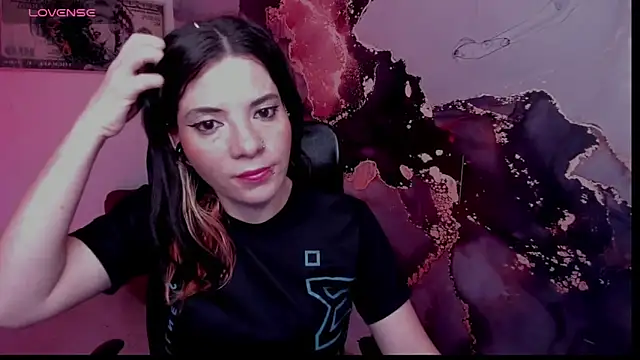 DanaaRey online show from December 2025 11:20:02 AM