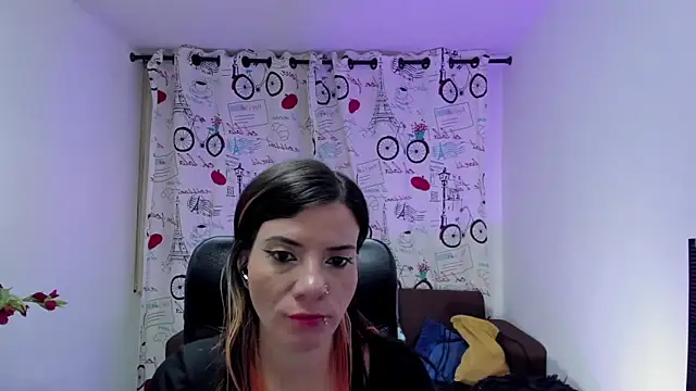 DanaaRey online show from November 2025 02:53:01 PM