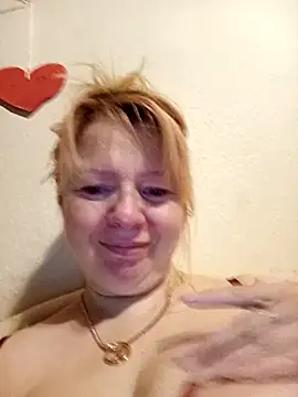 Lauri scherri online show from December 2025 06:36:02 AM