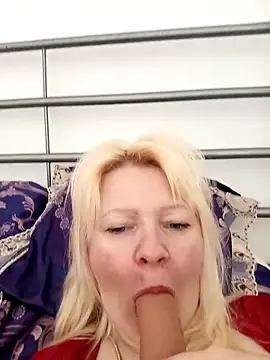 Lauri scherri online show from April 2026 02:08:02 PM